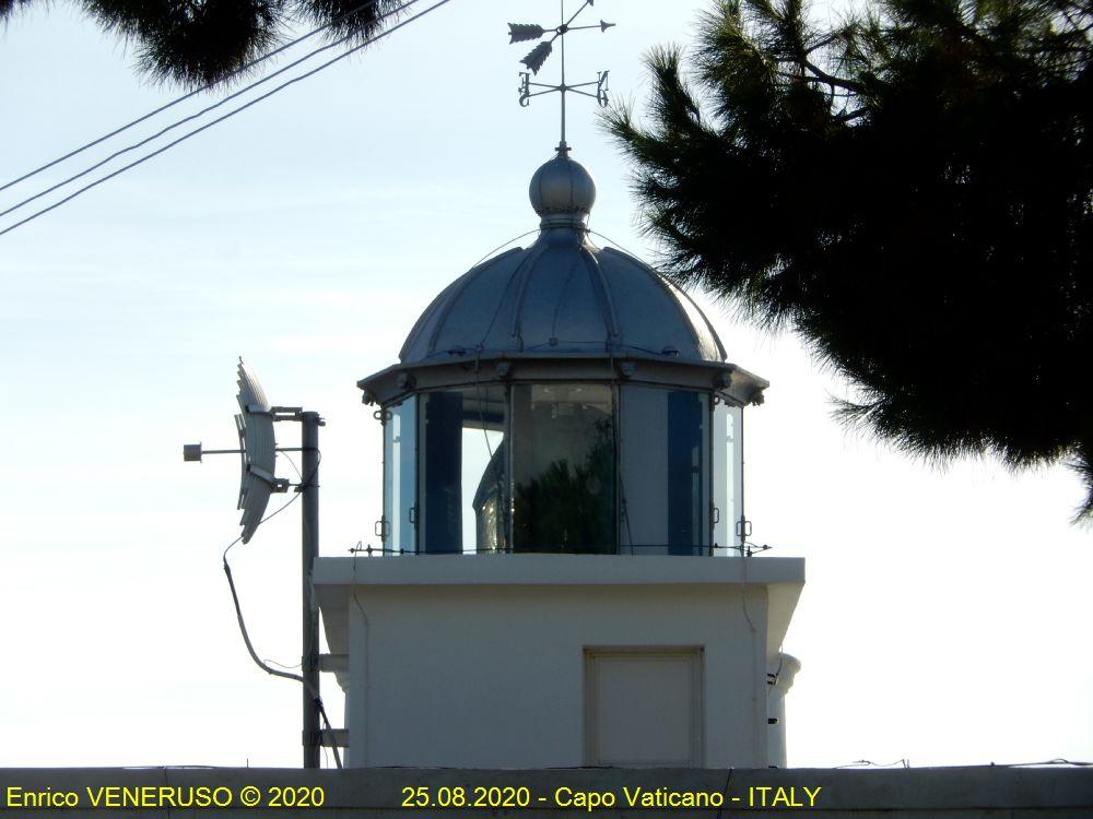 69c  -- Faro di Capo Vaticano  ( Calabria)  )- Lighthouse of Capo Vatiano ( Calabria - ITALY).jpg